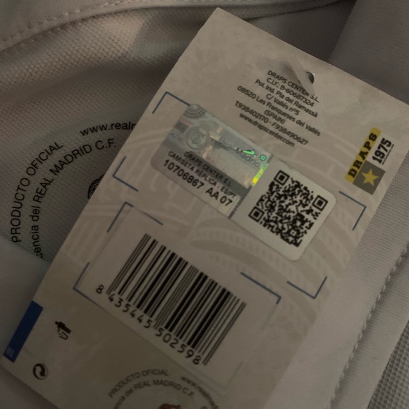 NWT Real Madrid Ronaldo Jersey - Picture 3 of 5